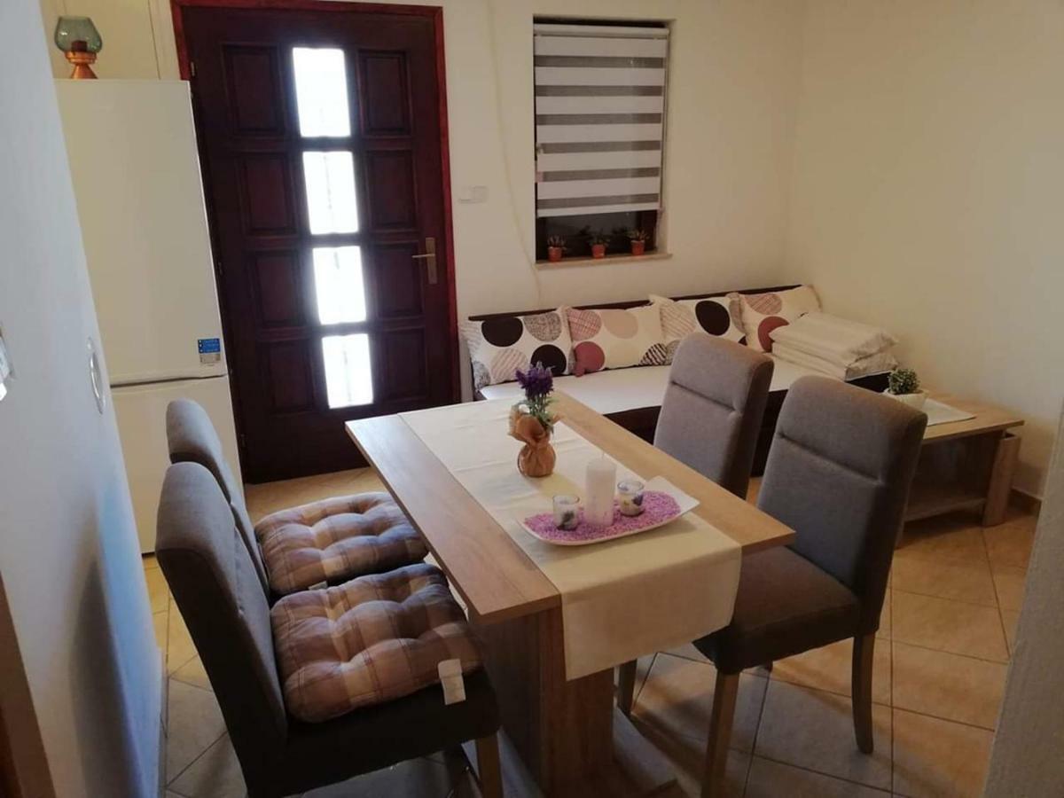 Apartman Pajo Seline Buitenkant foto